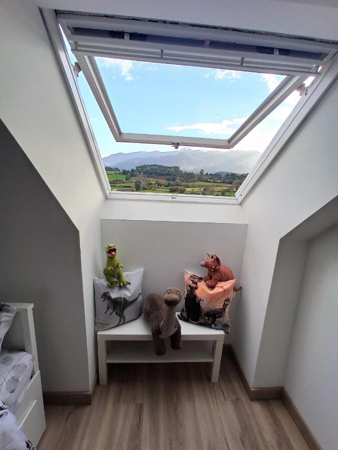Duplex Con Vistas Al Picu Pienzu, Colungaアパートメント エクステリア 写真